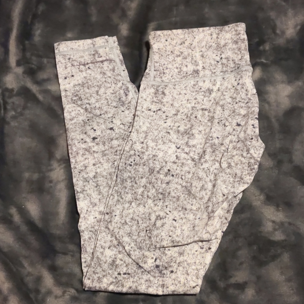 Lululemon Wunder Under LR Full On Luxtreme 28" Sz4